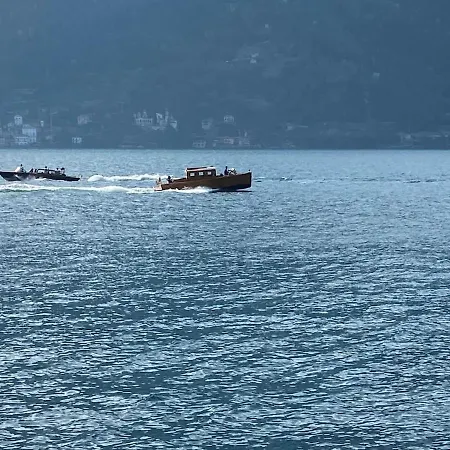 The Little House On The Shores Of In Apartamento