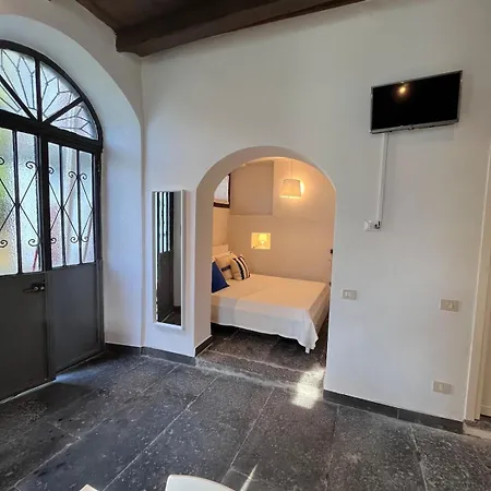 The Little House On The Shores Of In