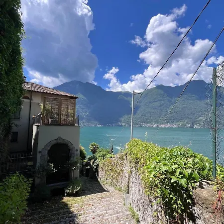 Apartamento The Little House On The Shores Of In *