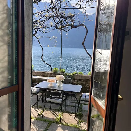 The Little House On The Shores Of In Apartment