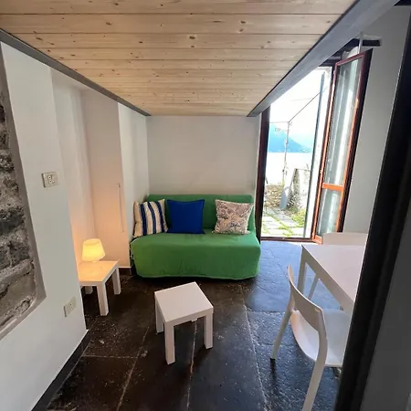 The Little House On The Shores Of In * Nesso