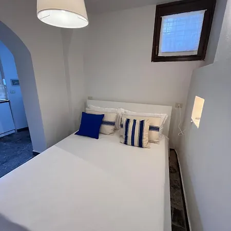 The Little House On The Shores Of In * Nesso